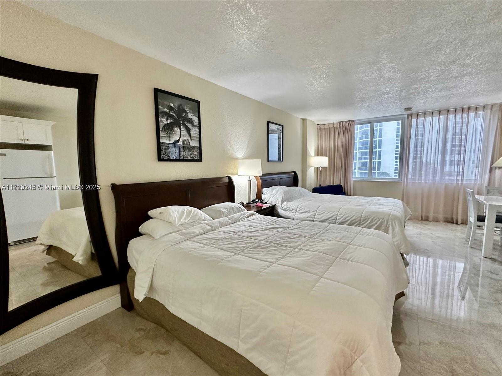 THE AVENTURA BEACH CLUB C - Residential Lease