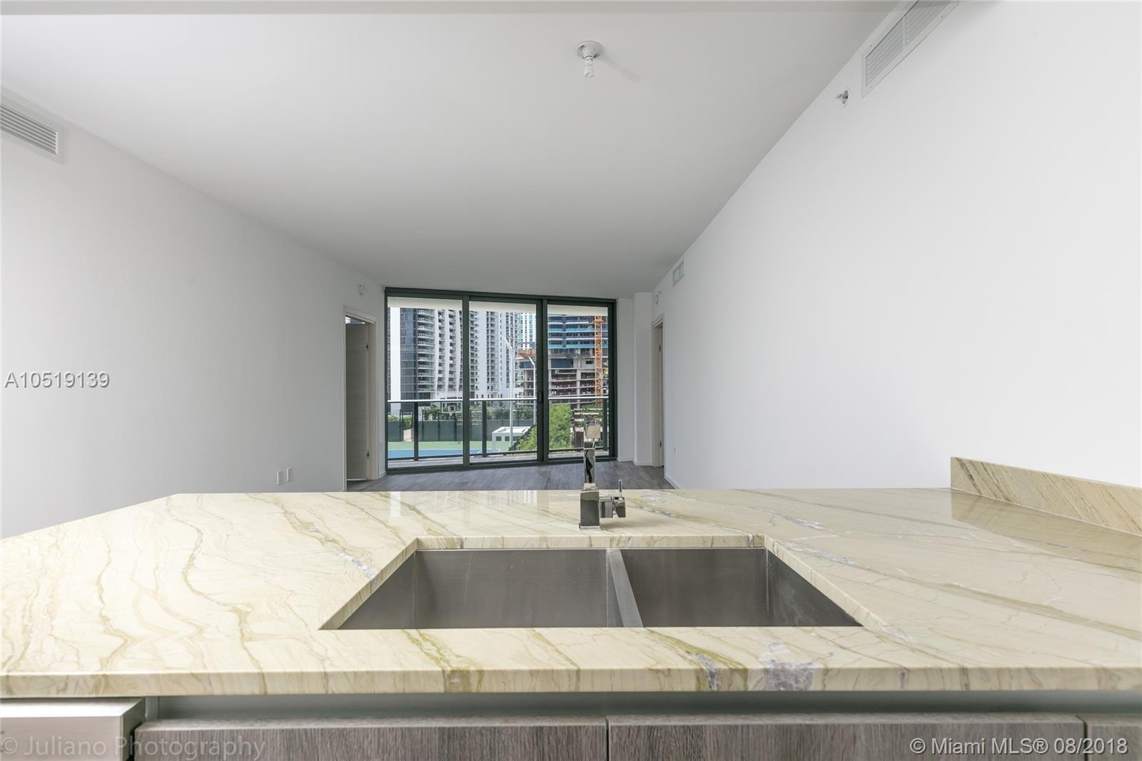 SLS Lux - Residential Lease