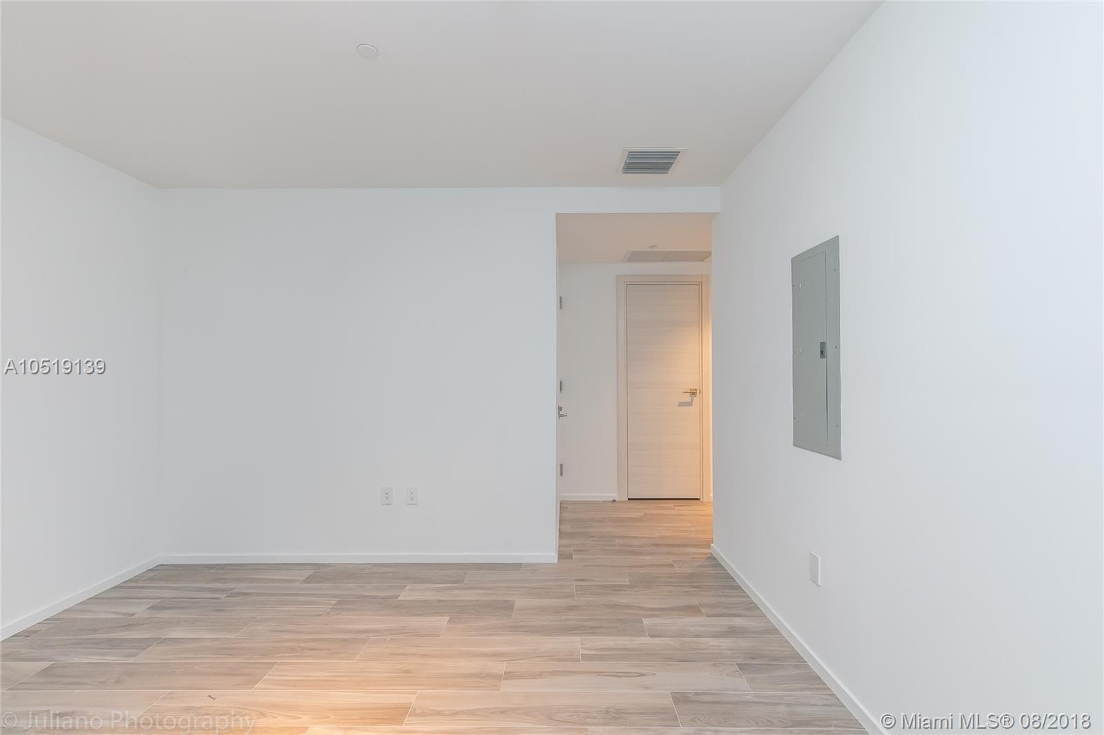 SLS Lux - Residential Lease