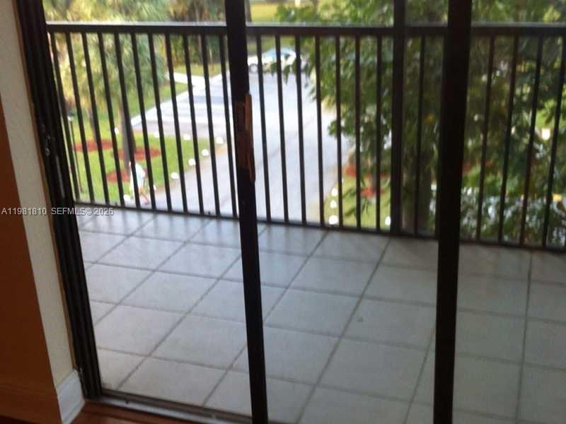 INVERWOOD CONDO - Residential