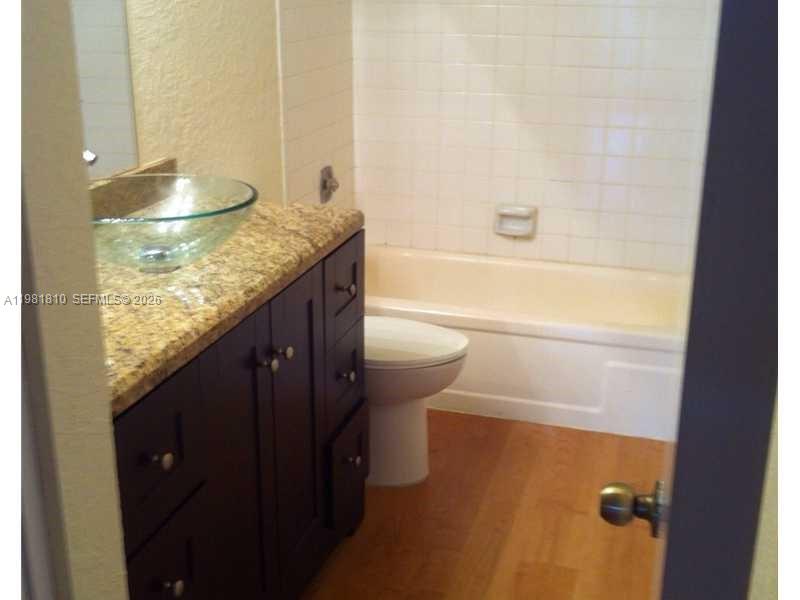 INVERWOOD CONDO - Residential