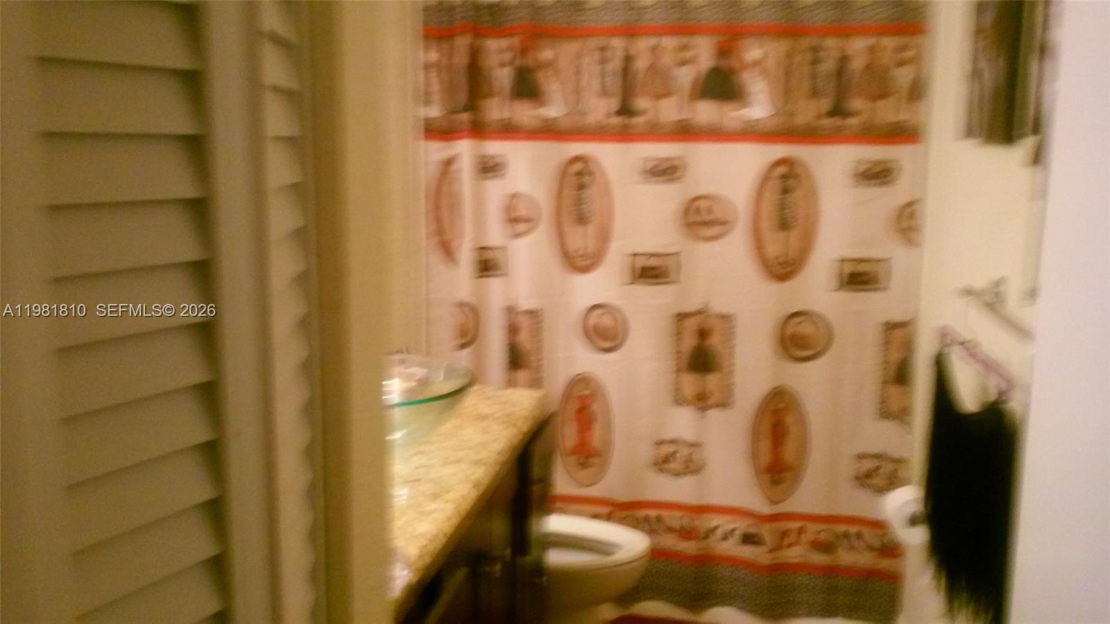 INVERWOOD CONDO - Residential