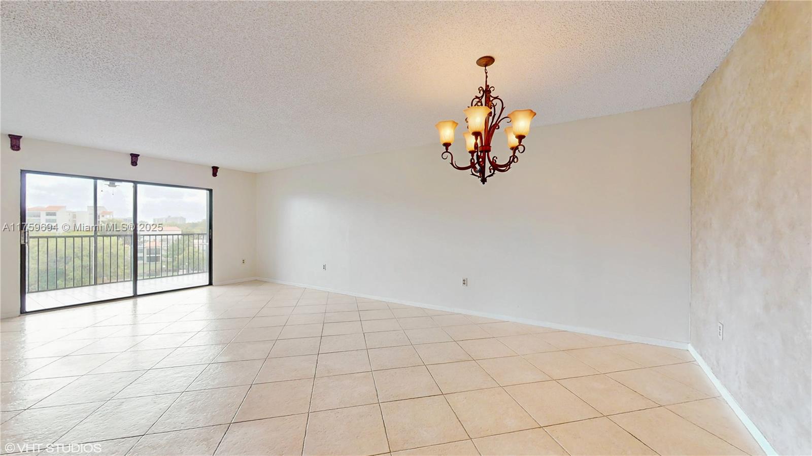 CYPRESS BEND CONDOMINIUM - Residential