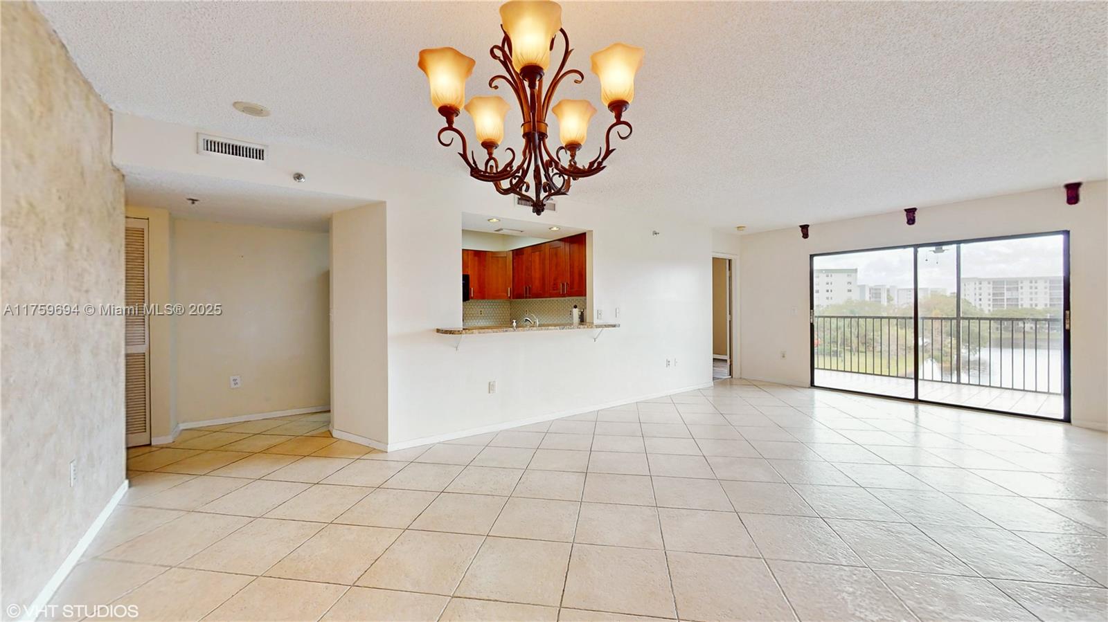CYPRESS BEND CONDOMINIUM - Residential