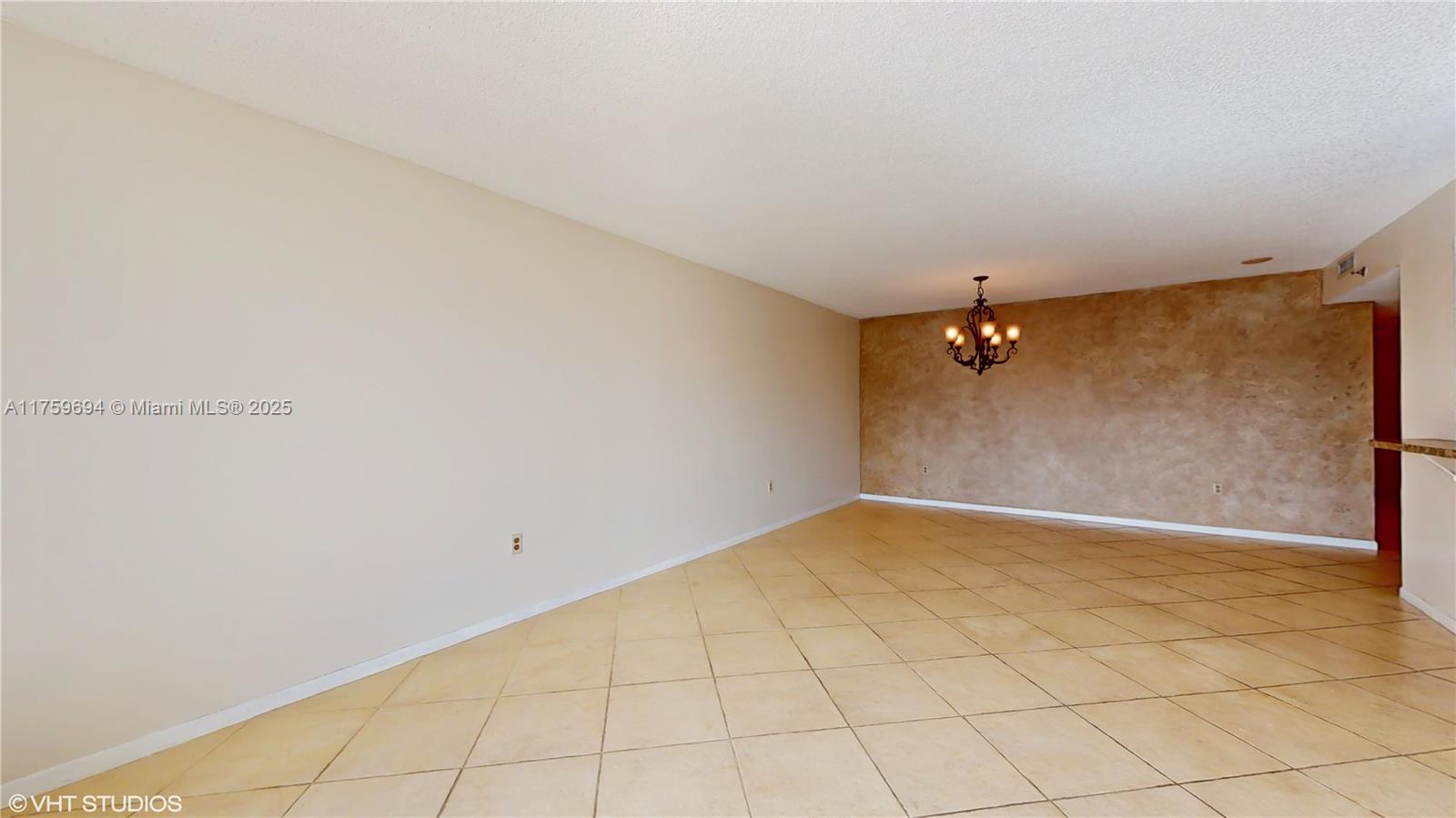 2334 S Cypress Bend Dr 504