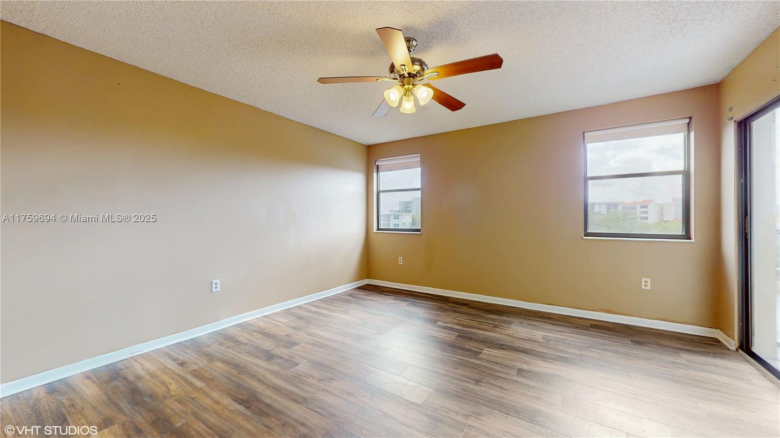CYPRESS BEND CONDOMINIUM - Residential
