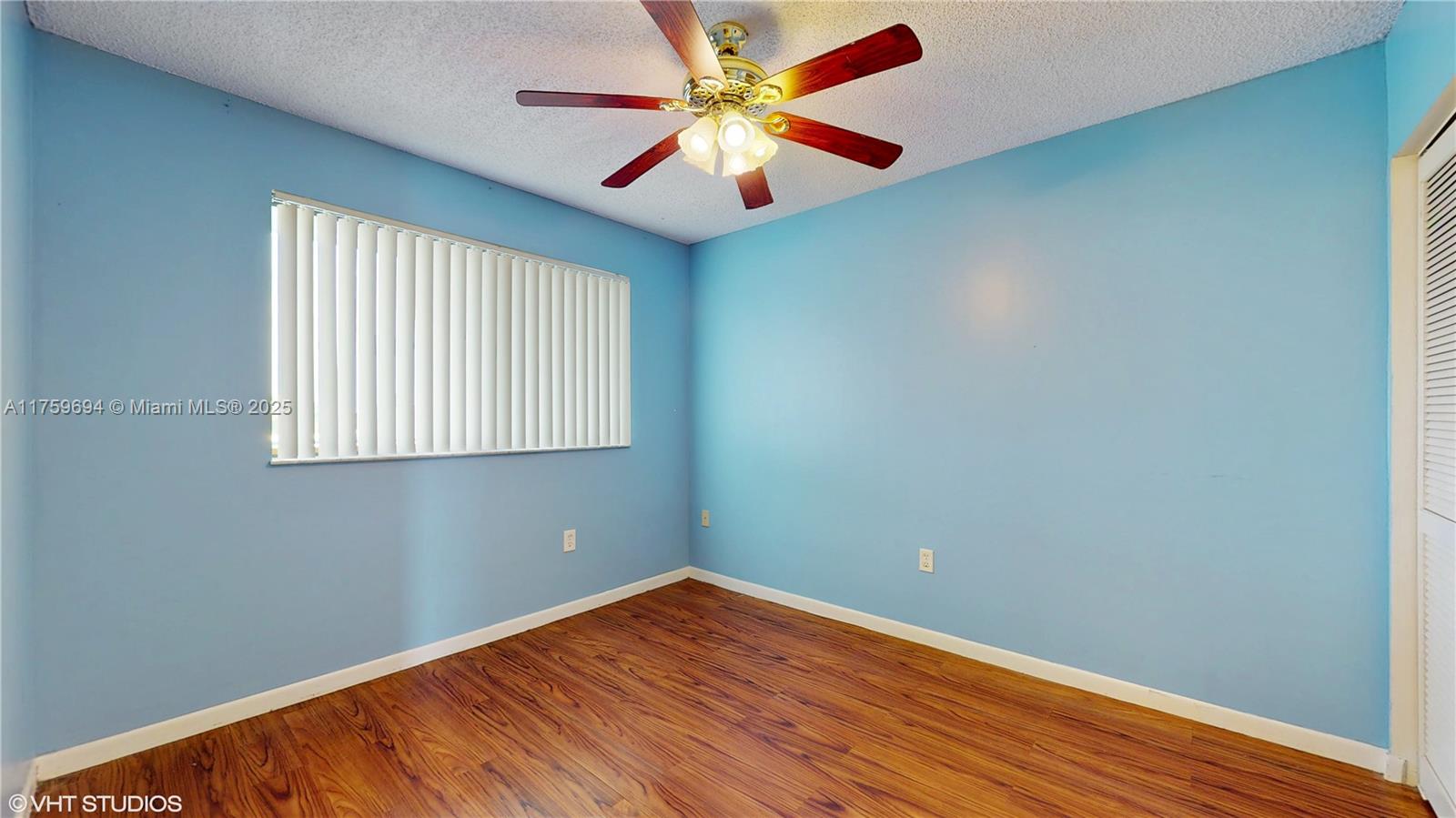 CYPRESS BEND CONDOMINIUM - Residential