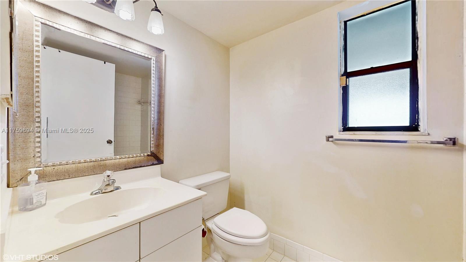 CYPRESS BEND CONDOMINIUM - Residential
