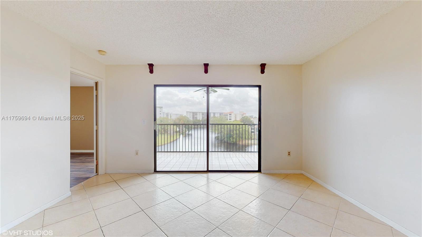 2334 S Cypress Bend Dr 504