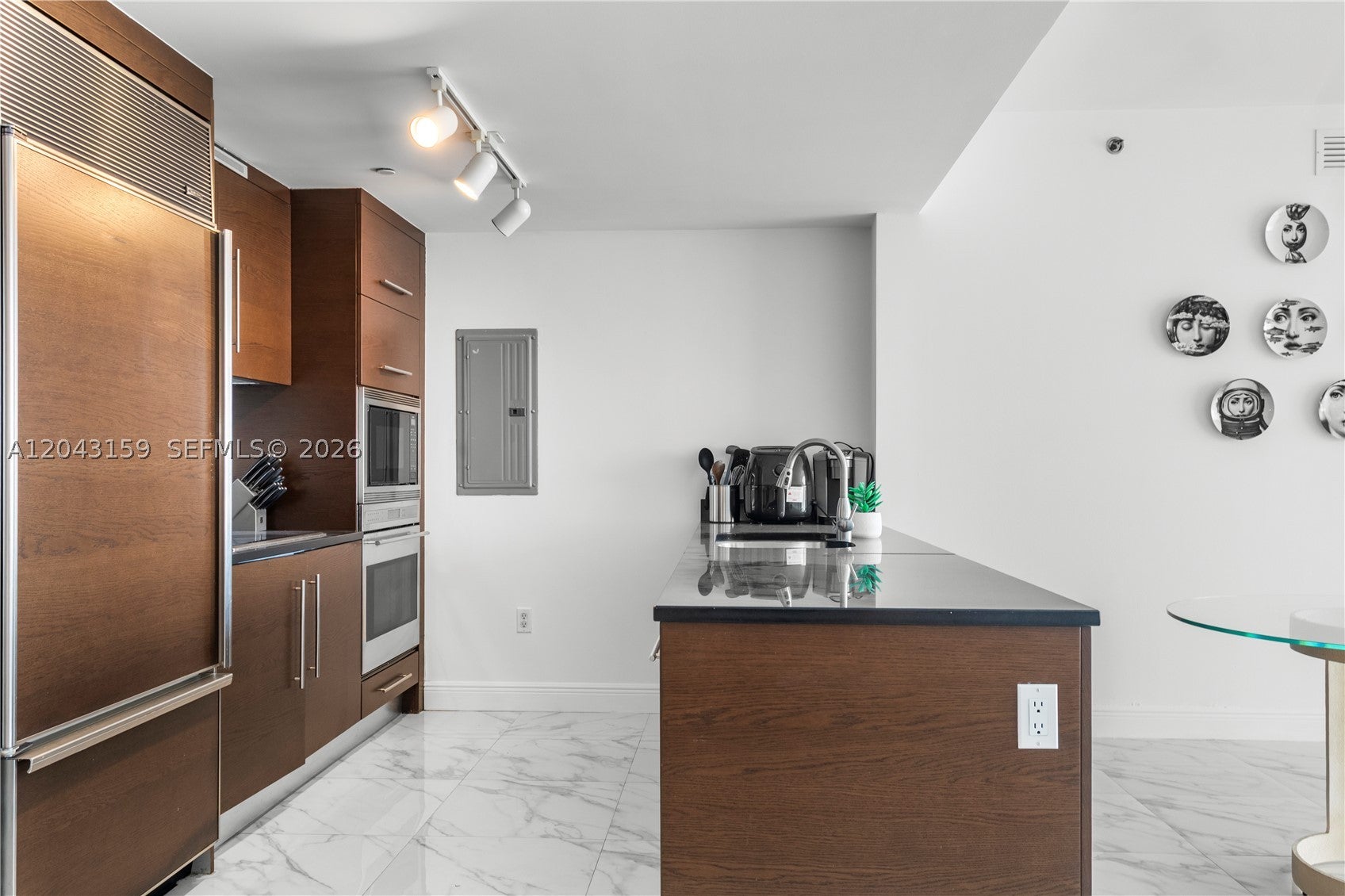 465 Brickell Ave 5505