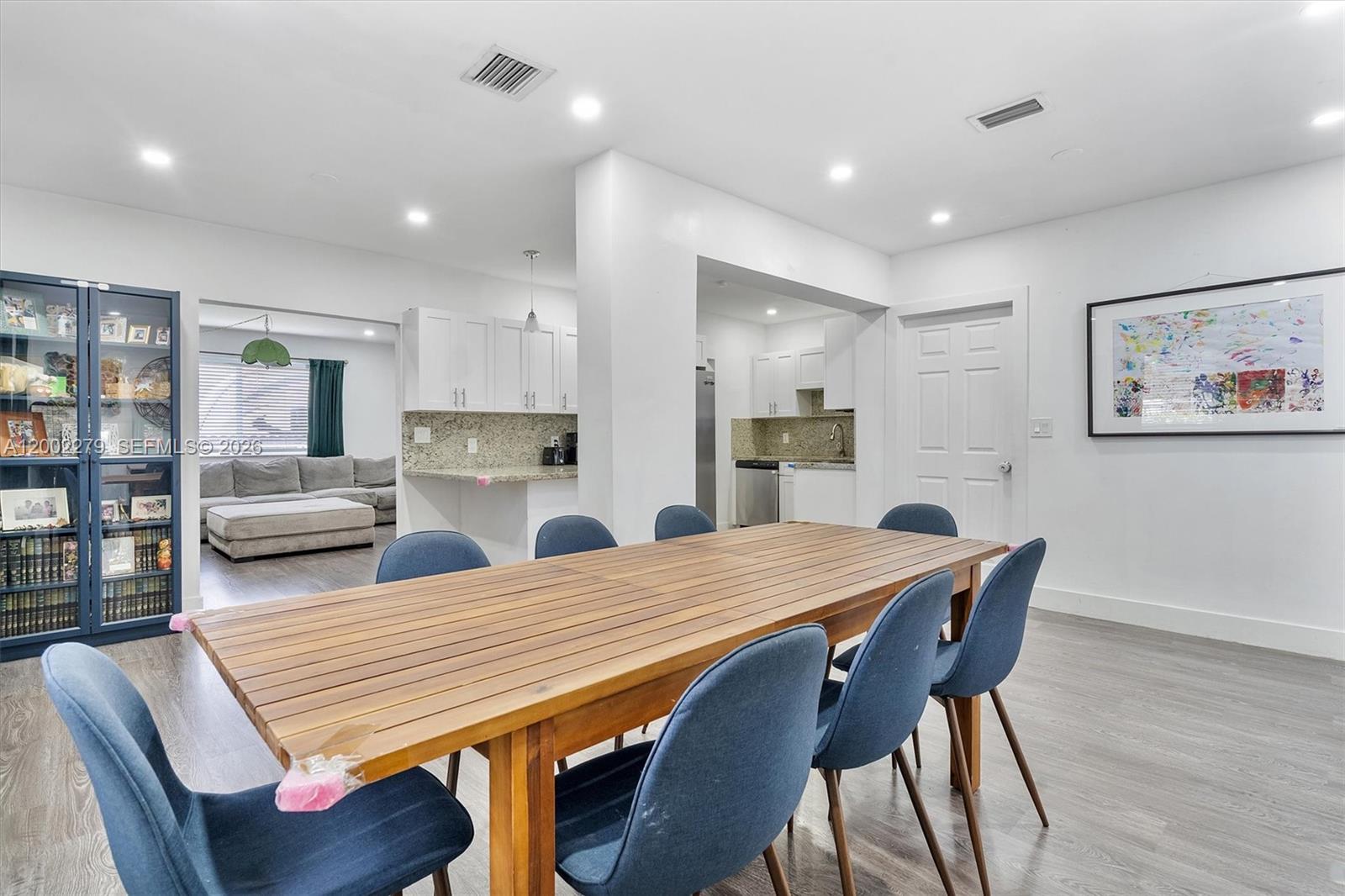 SEMINOLE LAWNS - Residential