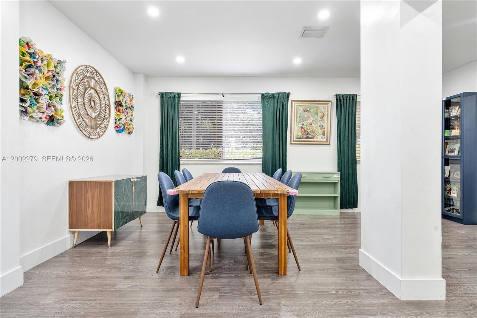 SEMINOLE LAWNS - Residential