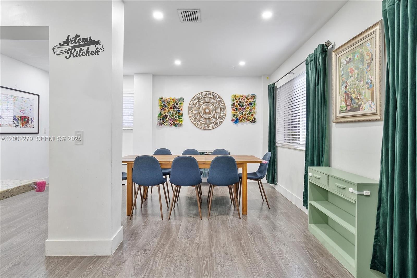 SEMINOLE LAWNS - Residential