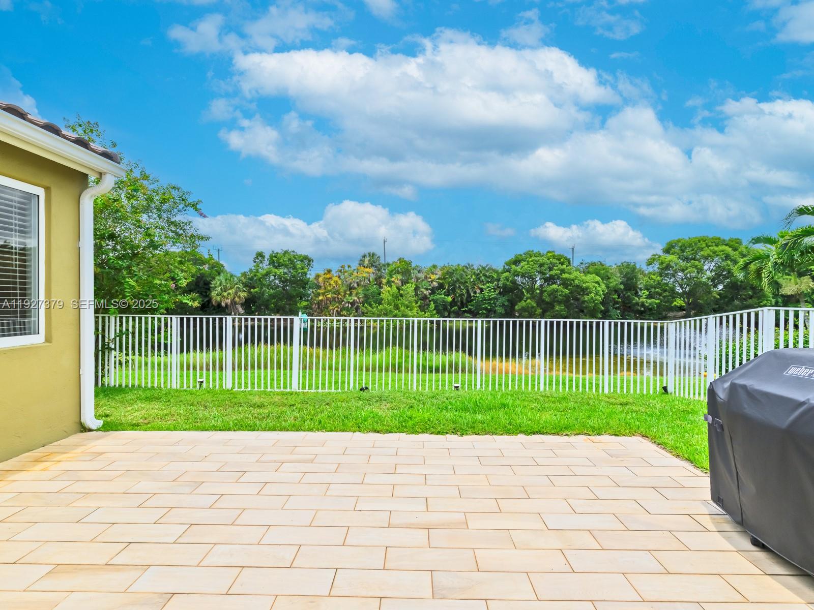 North Lakes - Residential Lease