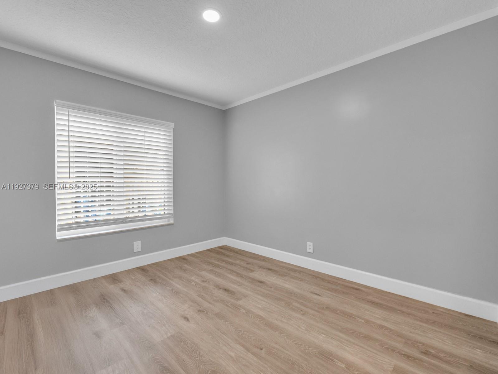 North Lakes - Residential Lease