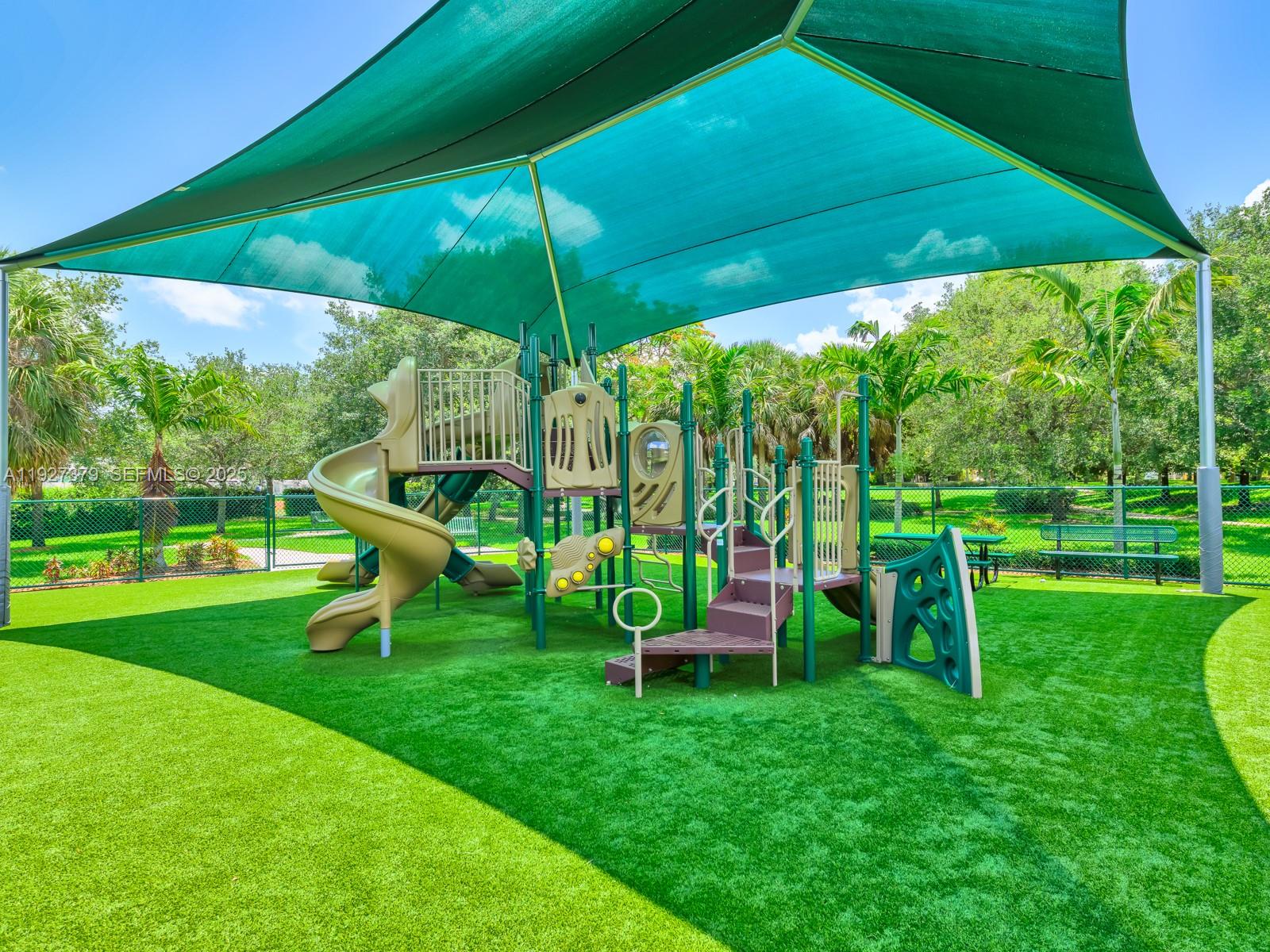 North Lakes - Residential Lease