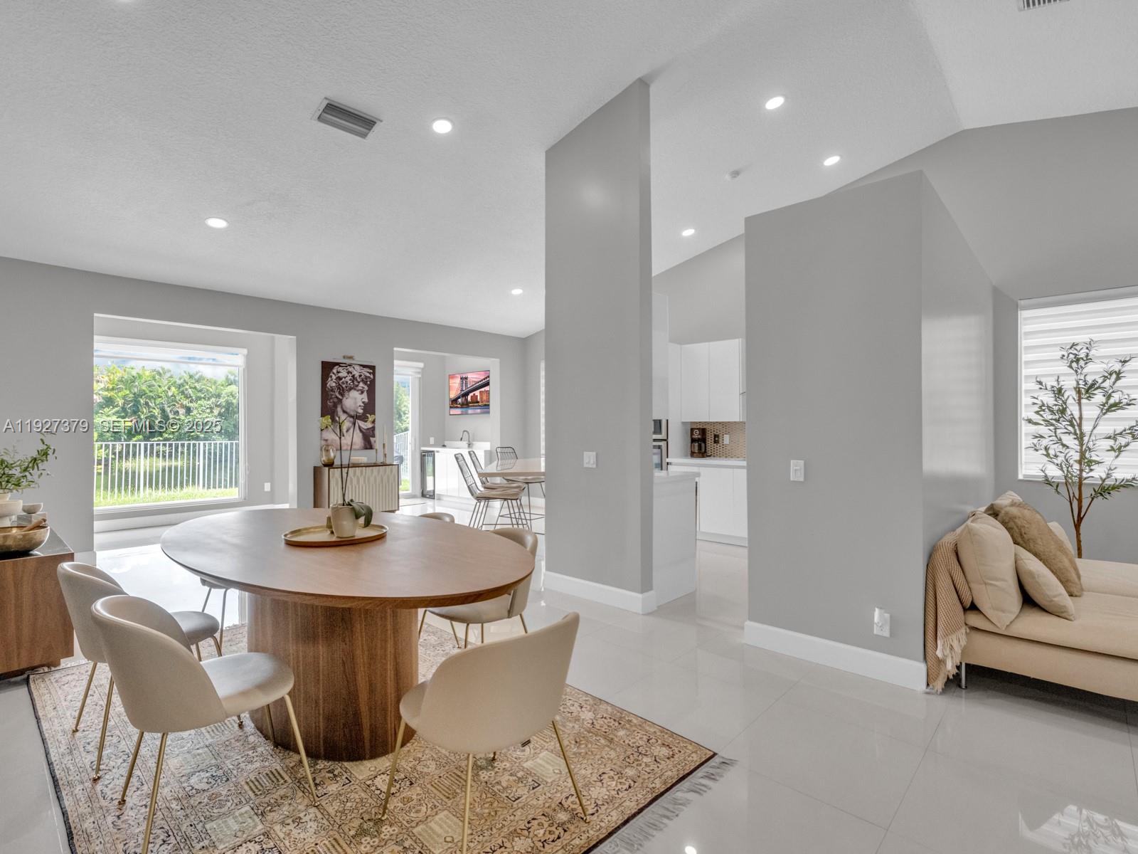 North Lakes - Residential Lease