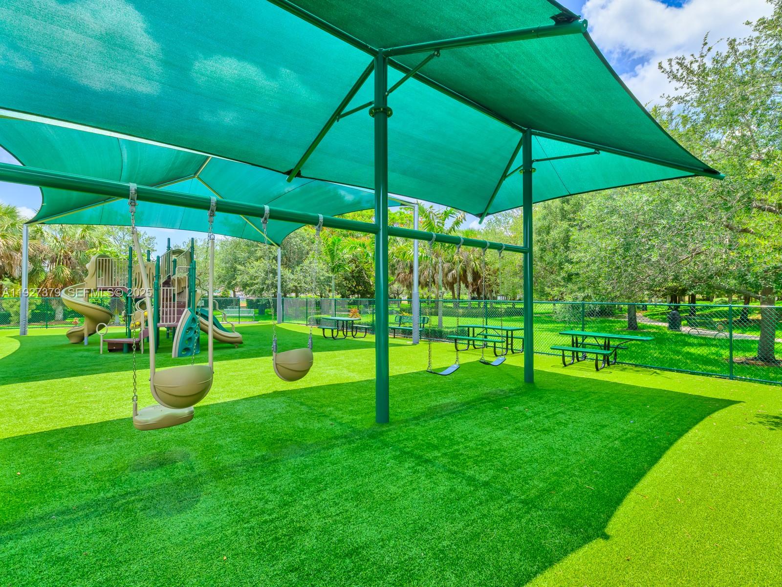 North Lakes - Residential Lease