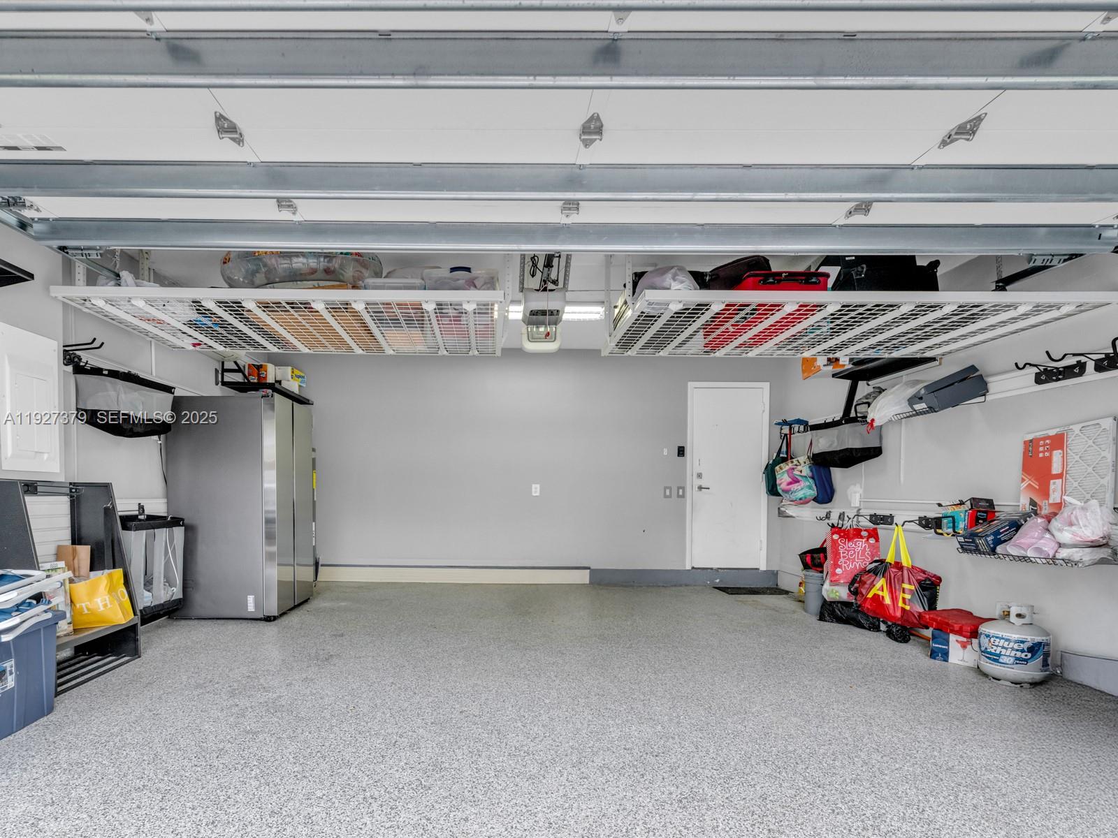 North Lakes - Residential Lease