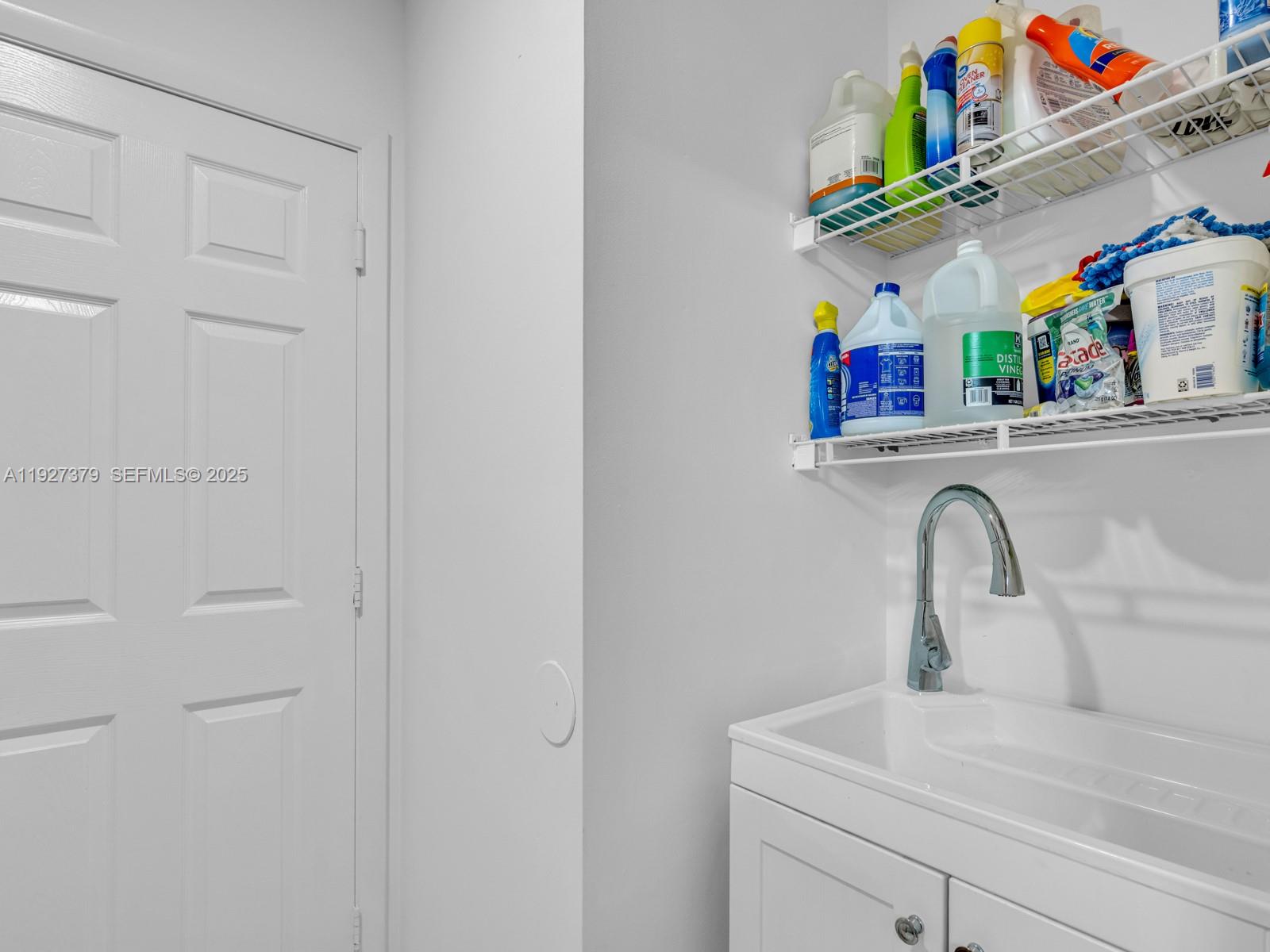 North Lakes - Residential Lease