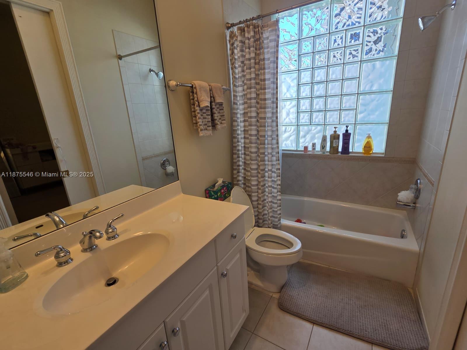 ISLAND IN THE GROVE - Residential Lease