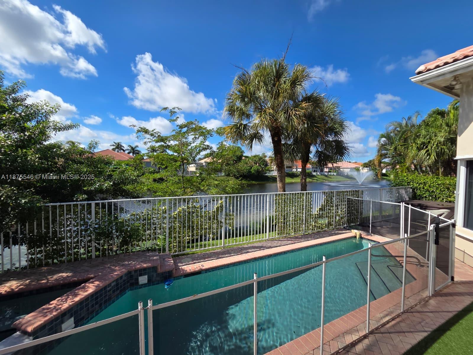 ISLAND IN THE GROVE - Residential Lease