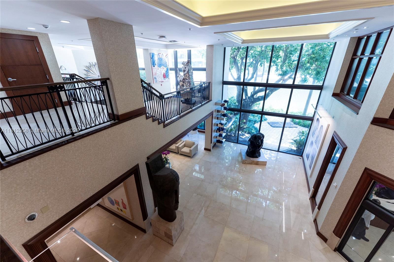 KENILWORTH CONDO - Residential