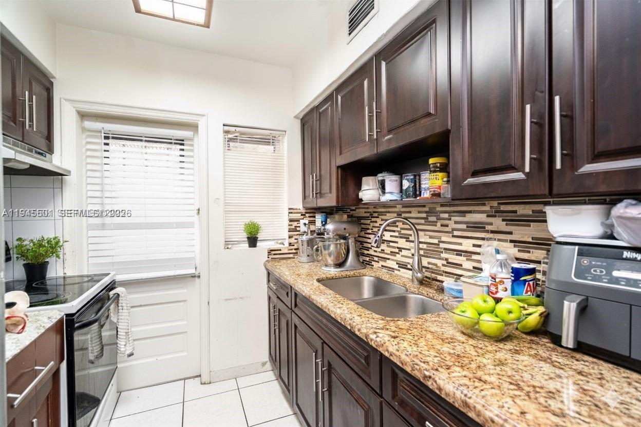 DEL RIO PARK - Residential Income