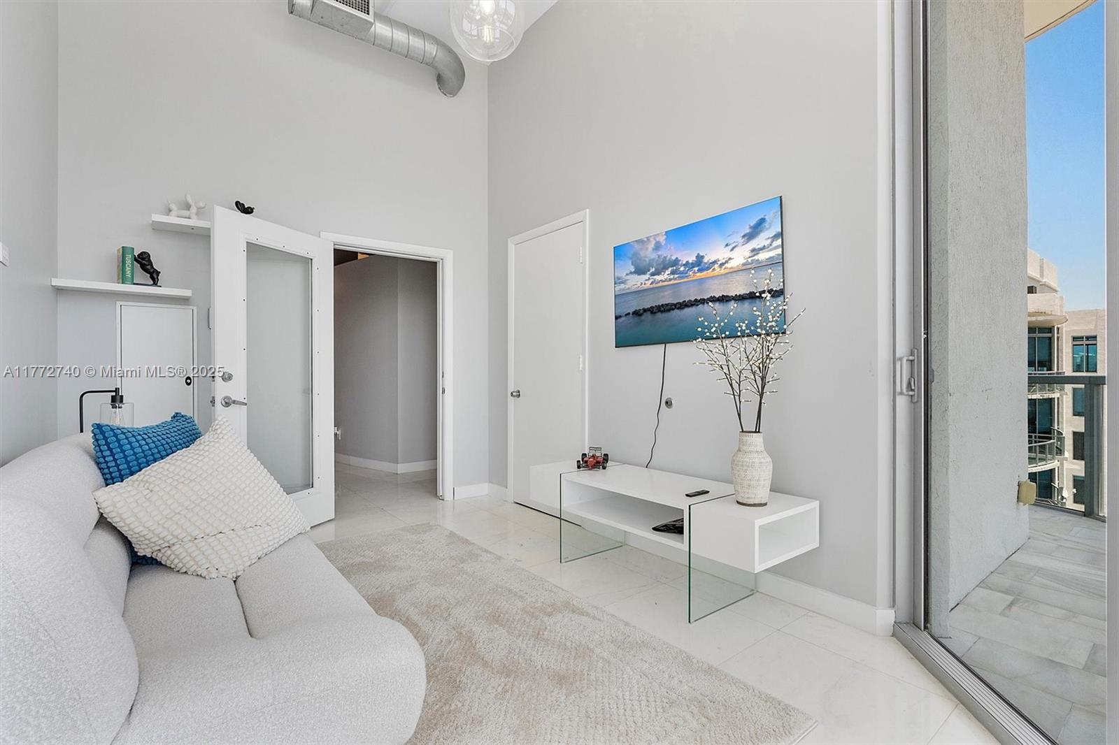 UPTOWN MARINA LOFTS CONDO - Residential Lease