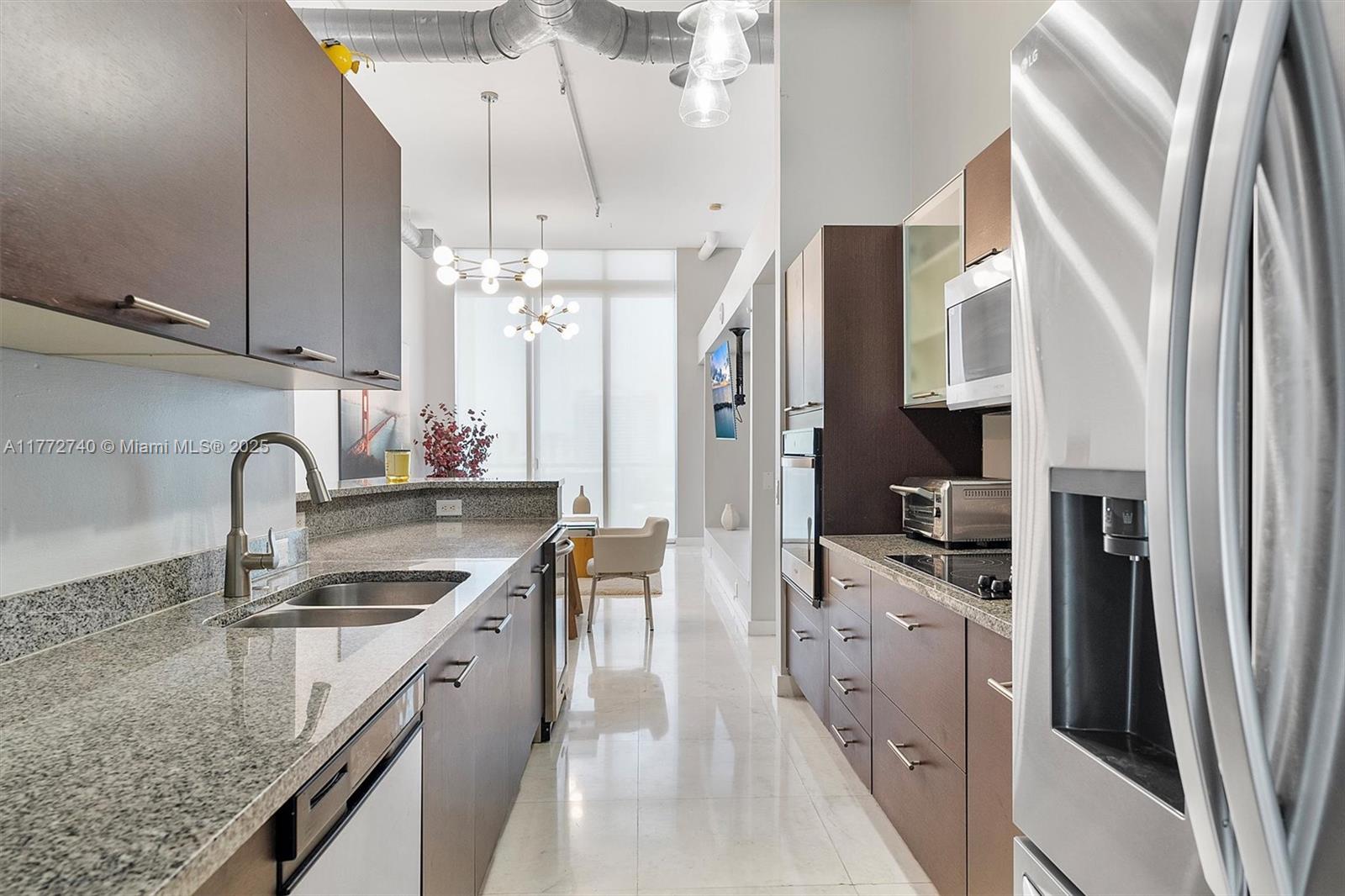 UPTOWN MARINA LOFTS CONDO - Residential Lease