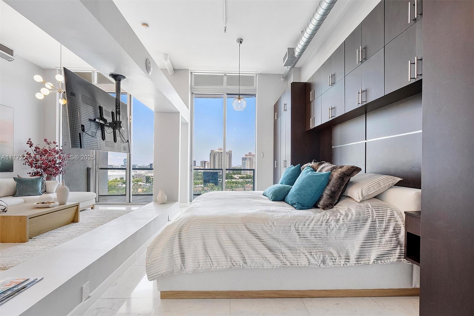 UPTOWN MARINA LOFTS CONDO - Residential Lease