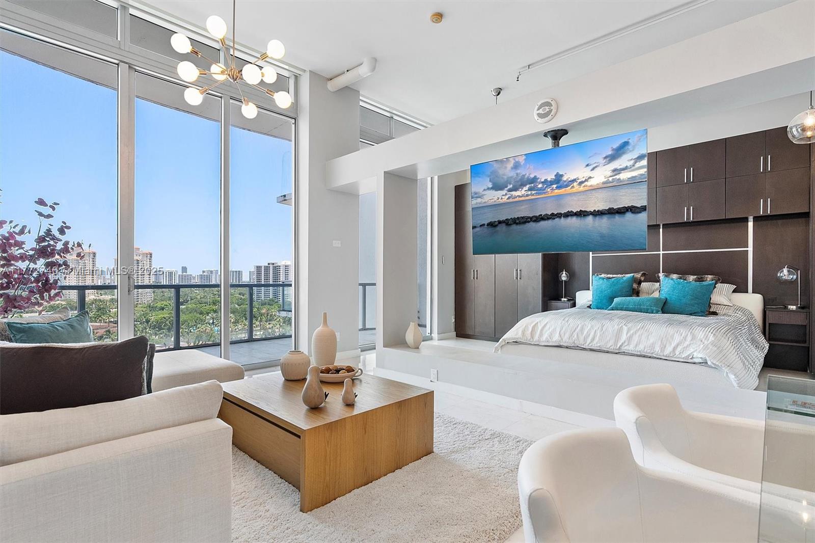 UPTOWN MARINA LOFTS CONDO - Residential Lease