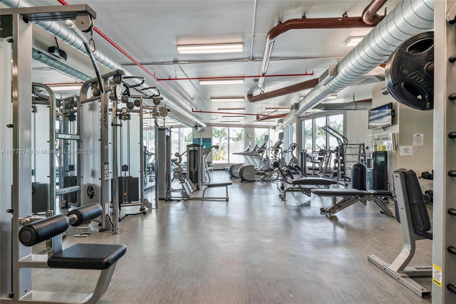 UPTOWN MARINA LOFTS CONDO - Residential Lease