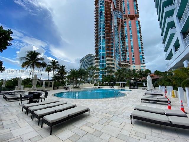 South Pointe Towers Condo - Residential