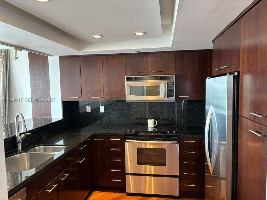 South Pointe Towers Condo - Residential