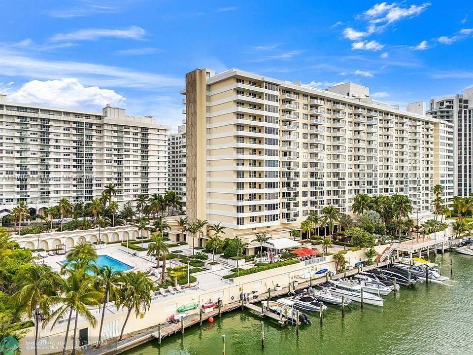 5600 Collins Ave 14B, Miami Beach, Miami-Dade County, Florida - 2 Bedrooms  
2 Bathrooms - 
