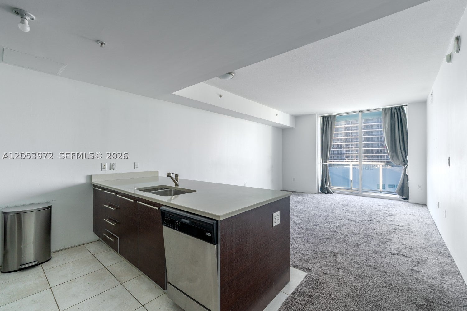 1900 N Bayshore Dr 3809