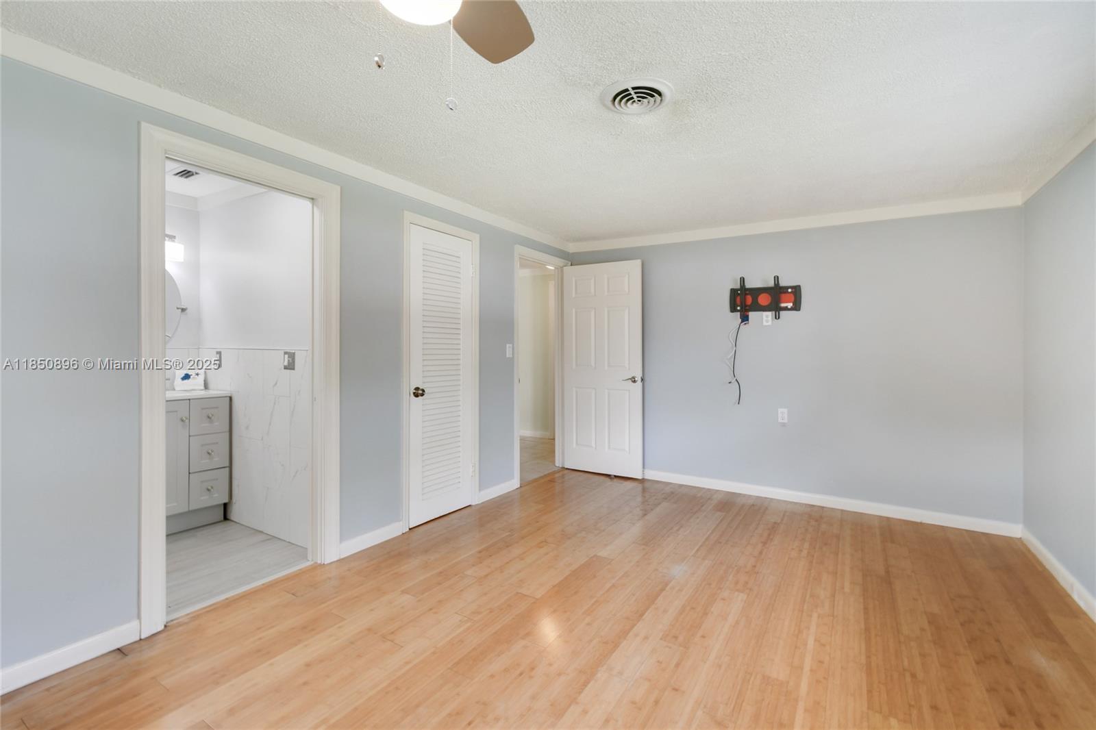 RIVERSIDE DRIVE PARK SEC - Residential