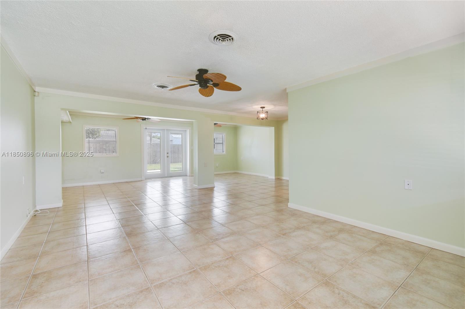 RIVERSIDE DRIVE PARK SEC - Residential