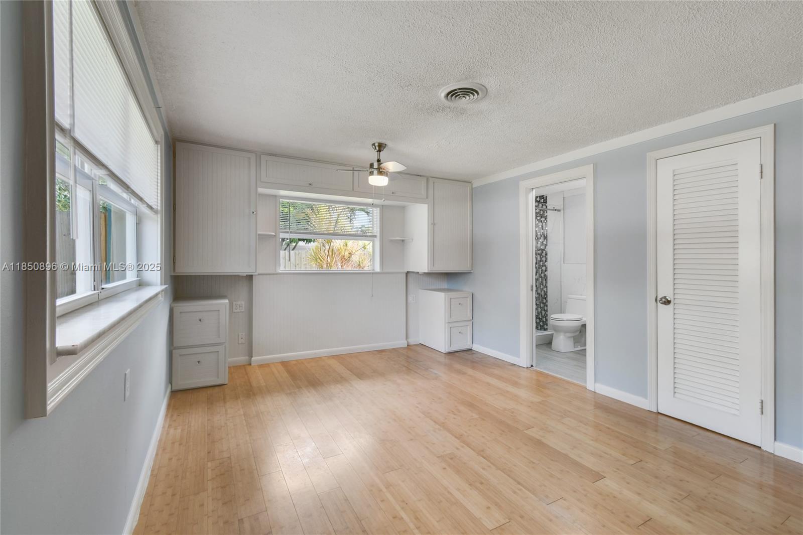RIVERSIDE DRIVE PARK SEC - Residential