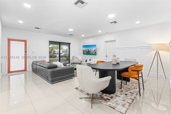 1195 NE 147TH ST, NORTH MIAMI, FL 33161 - Image d60b9bd34e208132fd285ebf5b4ecccf/301909036