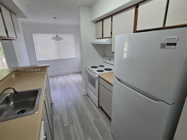 SUN VISTA GARDENS CONDO - Residential Lease