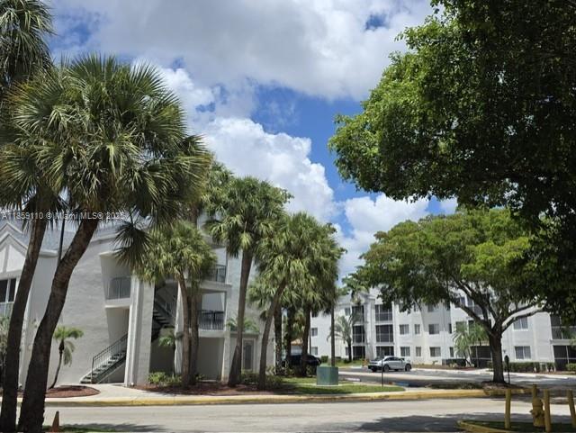 SUN VISTA GARDENS CONDO - Residential Lease
