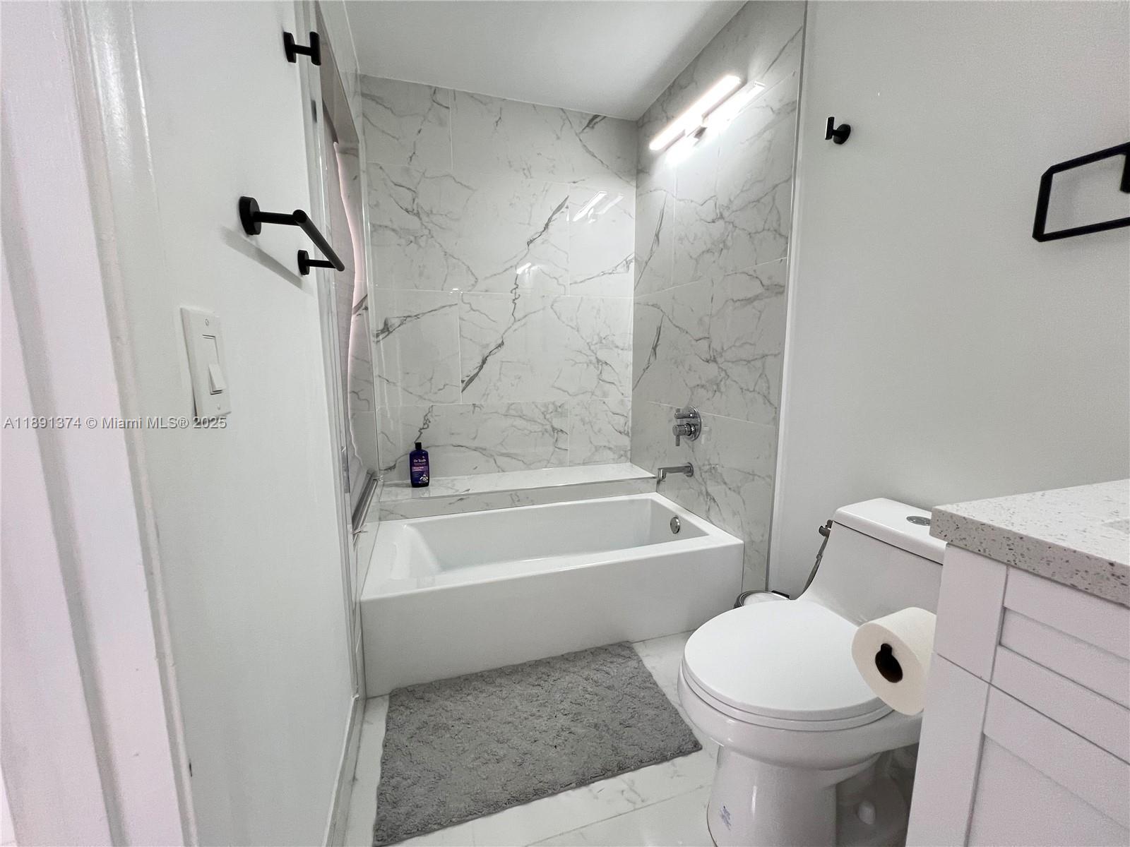 TOWNHOUSES OF THE CALIF C - Residential