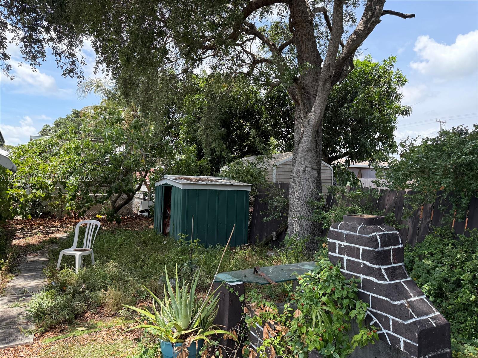 RAINBOW GARDENS - Residential