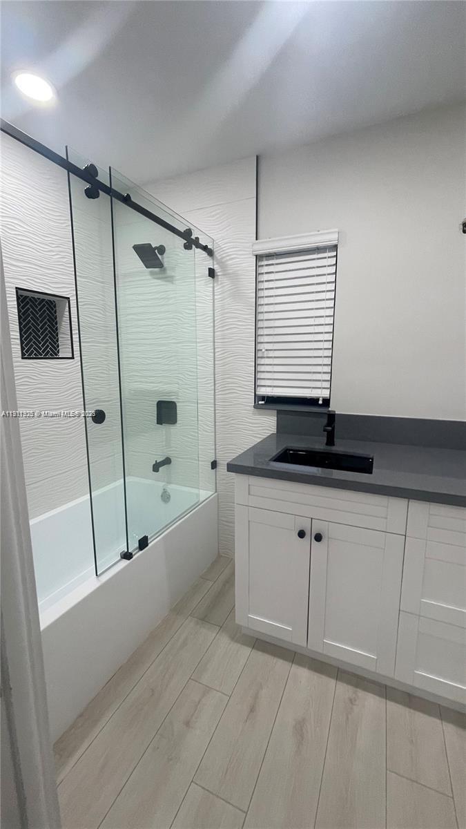 GOLF VIEW HGTS - Residential Lease