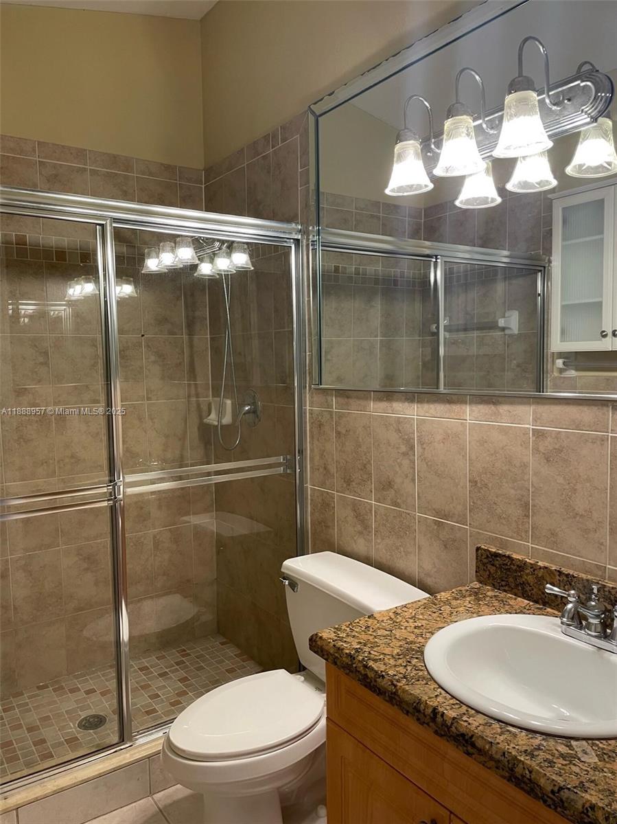 OLIVINE AT THE TOWNSHIP - Residential Lease