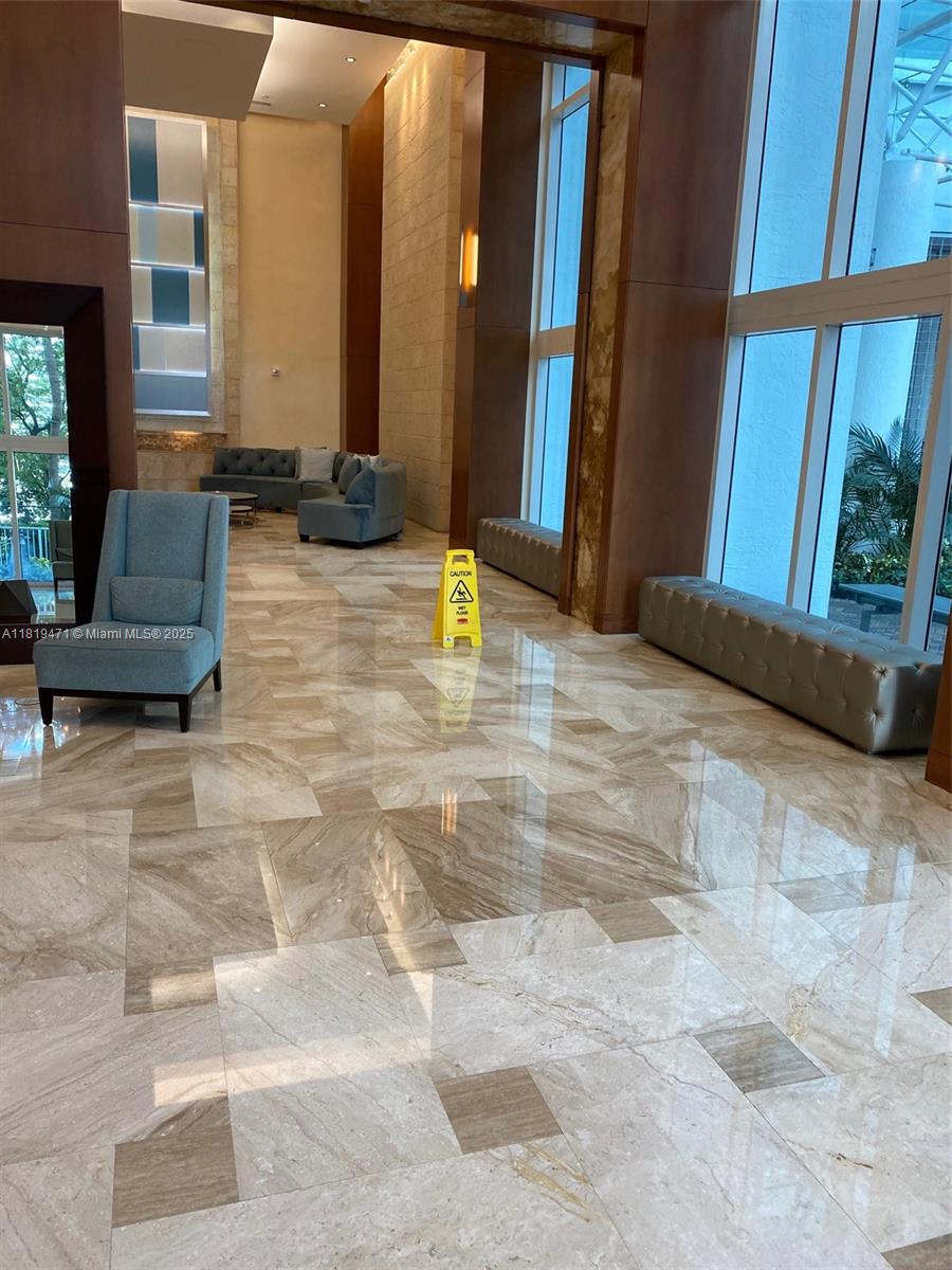 BRICKELL ON THE RIVER N T - Residential Lease
