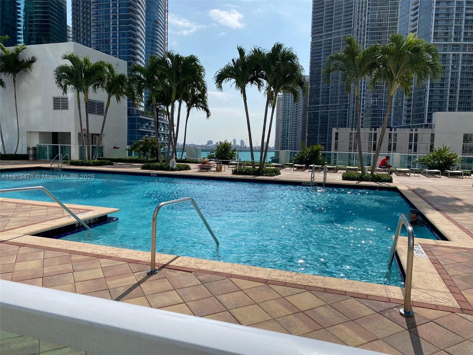 BRICKELL ON THE RIVER N T - Residential Lease