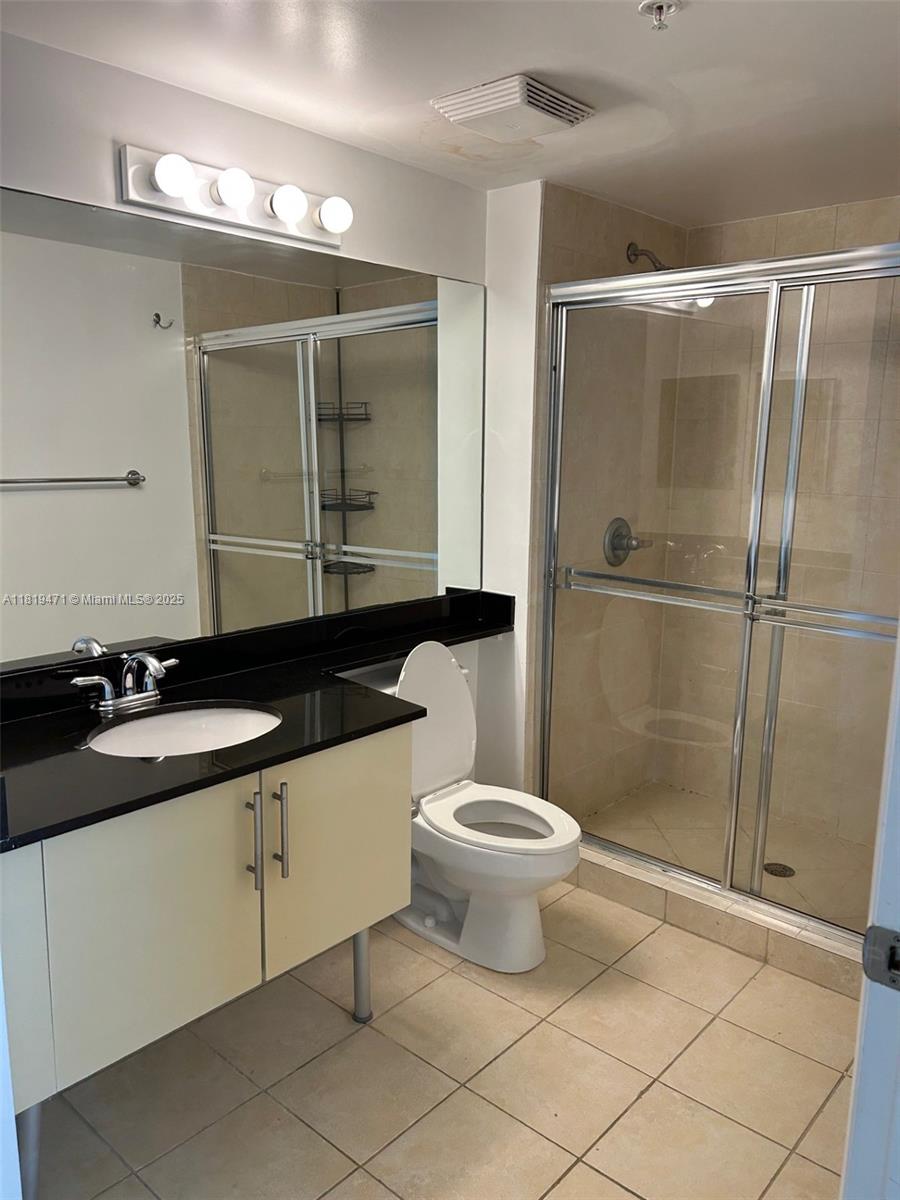 BRICKELL ON THE RIVER N T - Residential Lease